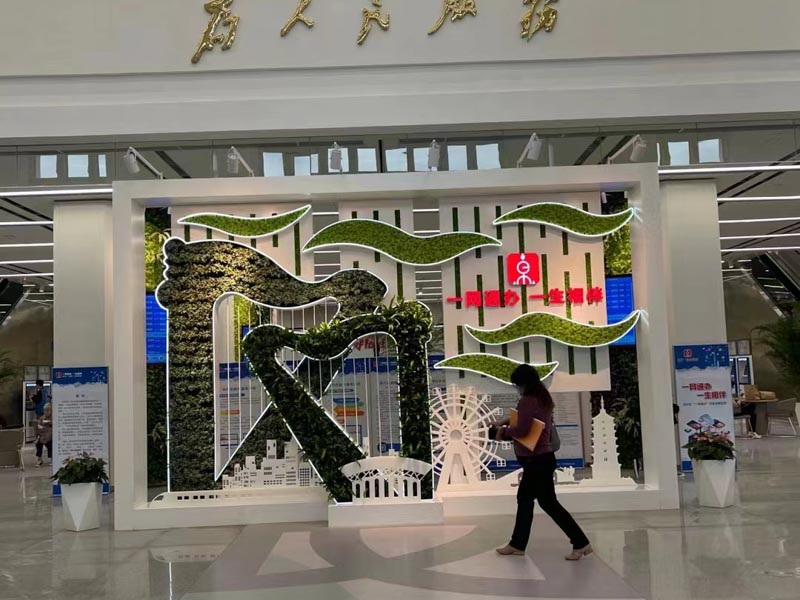 深圳專業(yè)合同法律師告訴您因?yàn)榭爝f延誤沒有按時到達(dá)要約人合同能否成立