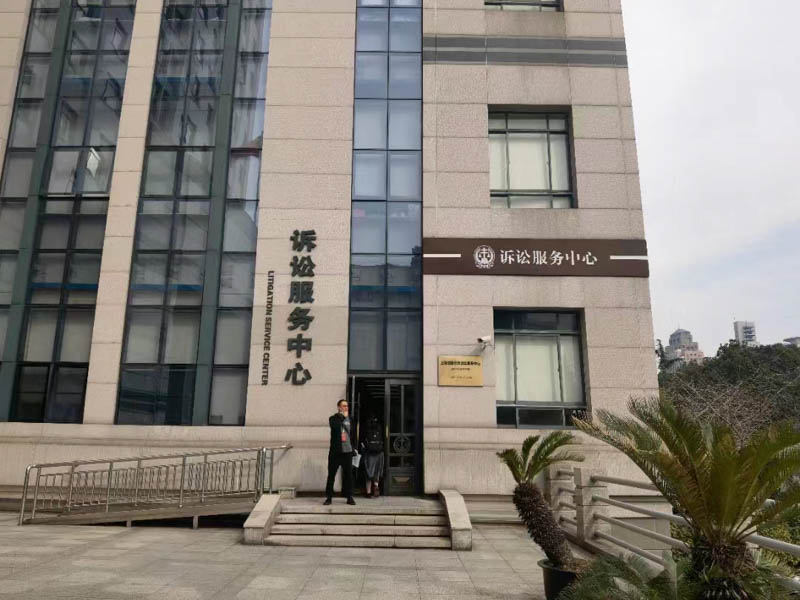 串通競買掛牌企業土地資源構成串通投標罪嗎？深圳律師咨詢網告訴您