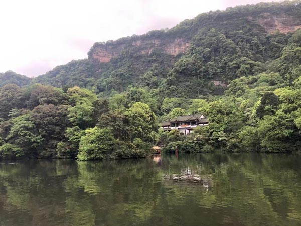 如何在繼承過程中進行文化遺產分割？深圳財產繼承律師為您解答