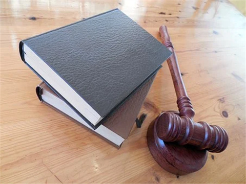 常興路律師解答警察和刑事證據的刑法和程序
